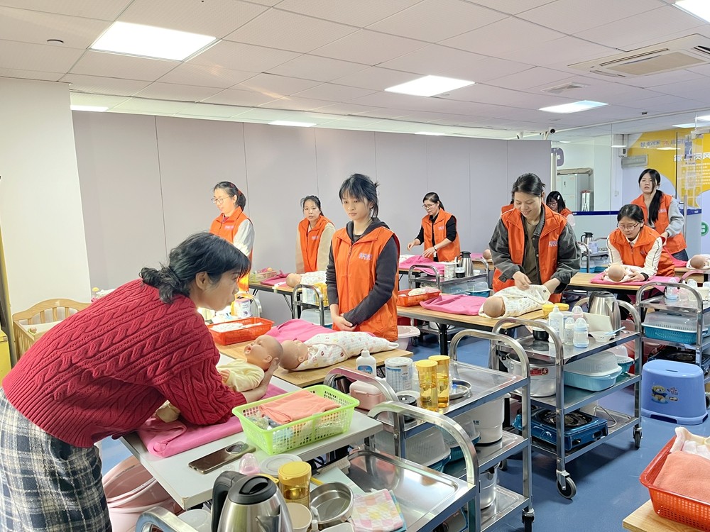 东莞月嫂培训机构